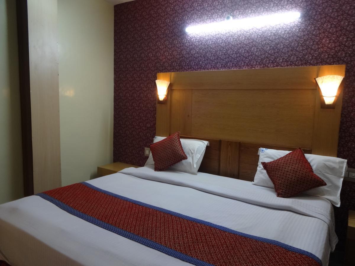 מדוראי Hotel Duke מראה חיצוני תמונה