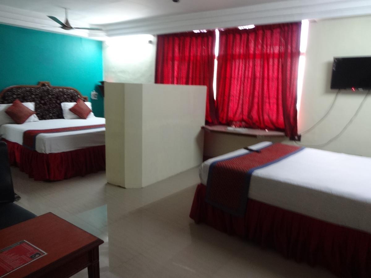 מדוראי Hotel Duke מראה חיצוני תמונה
