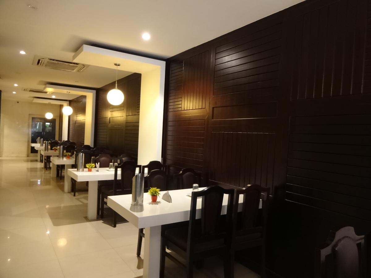 מדוראי Hotel Duke מראה חיצוני תמונה